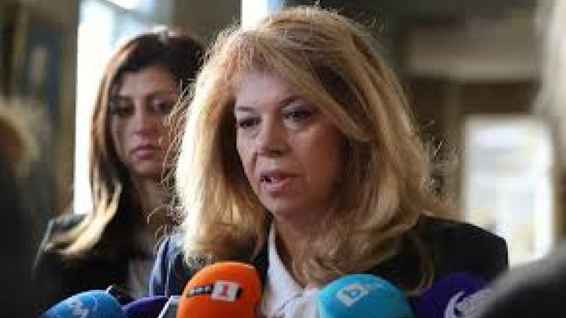 Йотова: Хората гласуваха за нормалност и трябва да я постигнем