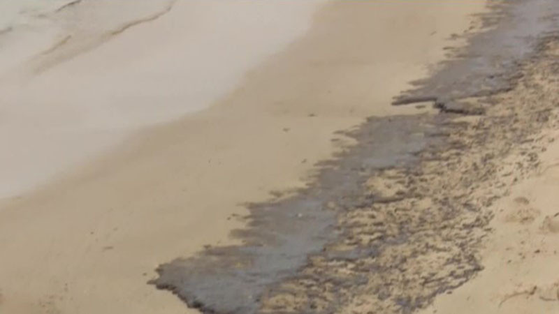 Басейновата дирекция се самосезира след сигнала за петно от мазут на варненски плаж