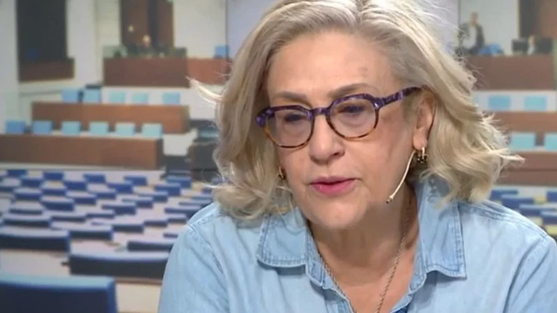 Буруджиева: Асен Василев не търпи други лидери около него. Публично им извива ръцете