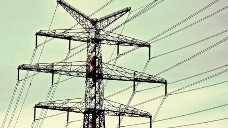 Промяна: Компенсацията за ток за небитовите потребители ще се изчислява на месечна база