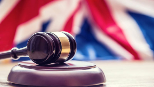 Лондонски съд повдигна обвинения срещу трима мъже свързани с Украйна