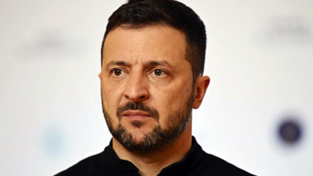 Зеленски наложи санкции на бившия шеф на кабинета си