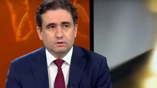 Божанов: Политическа грешка е разделянето на ПП-ДБ на две групи в НС