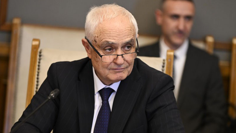 Запрянов: Удължителният бюджет е причината да няма военен парад на 6 май