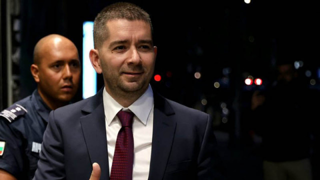 Слави Василев: Румен Спецов ще бъде сменен в "Лукойл"