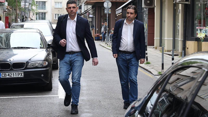 Щели да бъда остри с правителството, заявиха Мирчев и Божанов