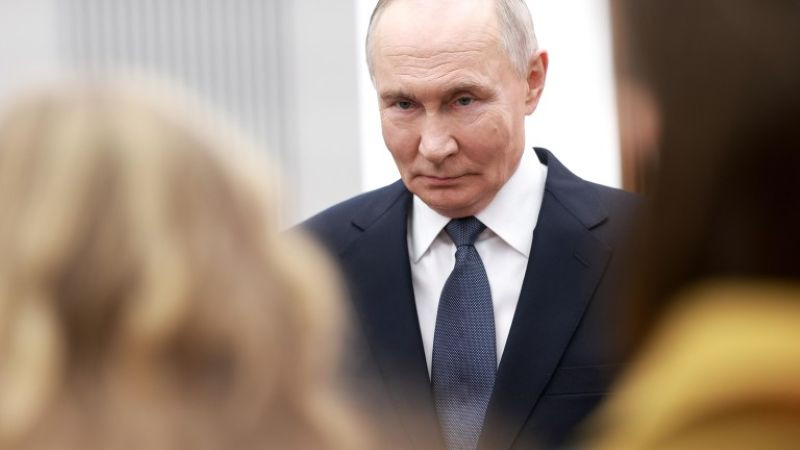 Засилват охраната на Путин за 9 май, но не заради опасения от преврат