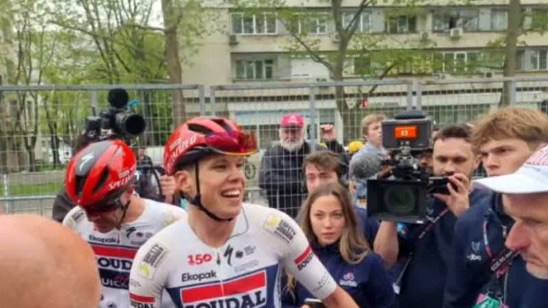 Французинът Пол Мание триумфира в откриващия етап от Giro d’Italia от Несебър до Бургас