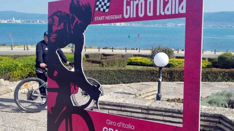 Спукан ли е розовият балон Giro d'Italia?