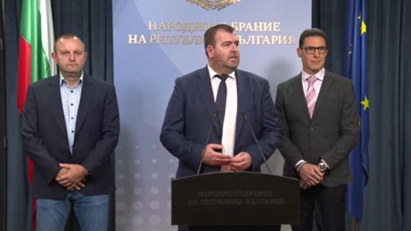„Прогресивна България” внесе пакет законопроекти за овладяване на цените