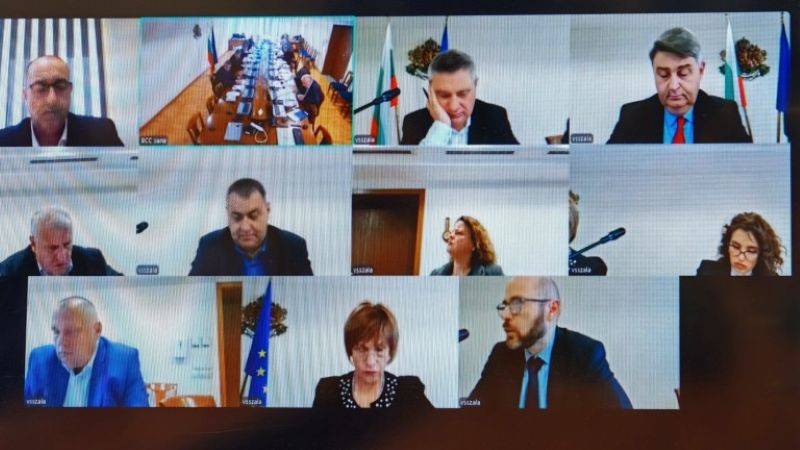 Опозицията притеснена, че властта не отваря вратата за нови членове на ВСС