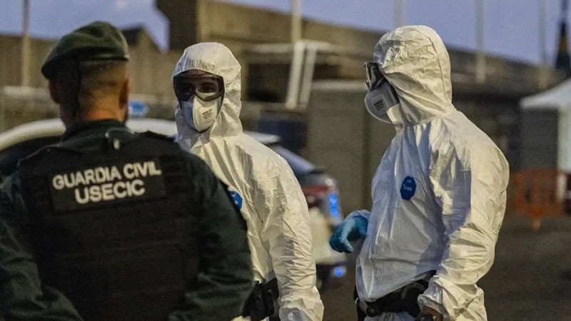 Военен почина от инфаркт, докато помага в евакуацията на пътници от кораба с хантавирус