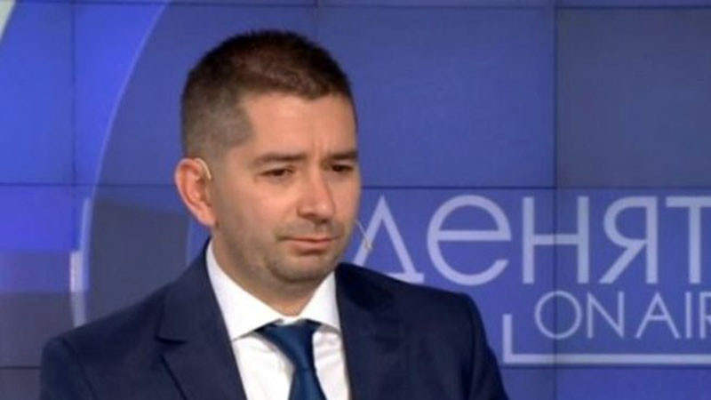 Слави Василев: Сам повиках полиция, глобиха ме 25,5 евро