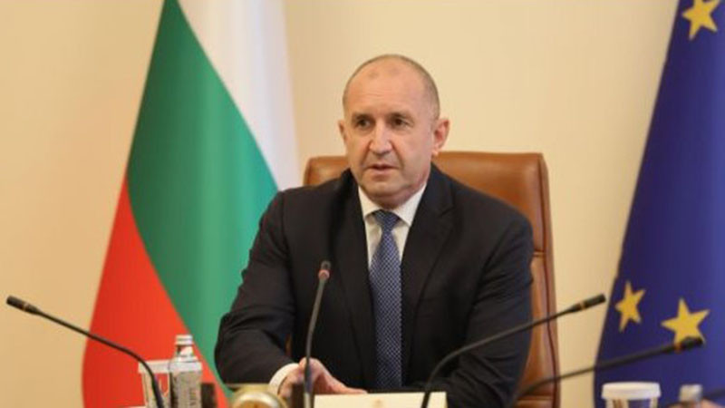 Радев: Говорих с Тръмп, поставих въпроса за визите, очаквам той да бъде обсъден в спешен порядък