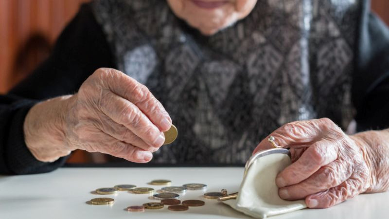 Окончателно: Вдигат минималните пенсии със 7.8% от 1 юли