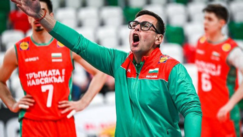 Националите вбесиха Бленджини при 0:3 от Полша