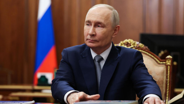 Путин пристига на държавно посещение в Казахстан
