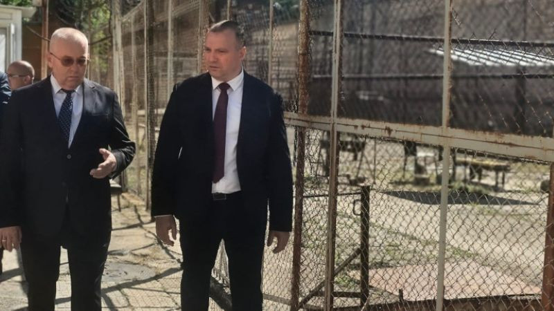 МП стартира проверка на затворите у нас