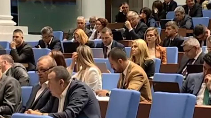 Парламентът прие на първо четене промени в Закона за водите, свързани с ПВУ