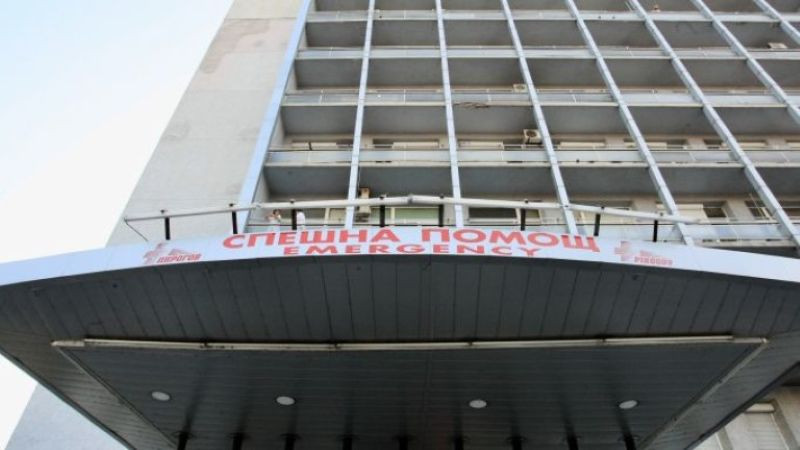 17-годишното момче, паднало от блок в Бургас, е в стабилно състояние
