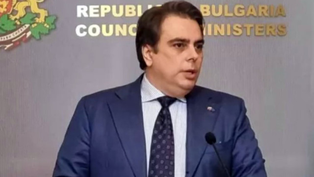 Асен "безобразието" Василев: ПБ бори олигархията, като бърка в джоба на пенсионерите и опозицията