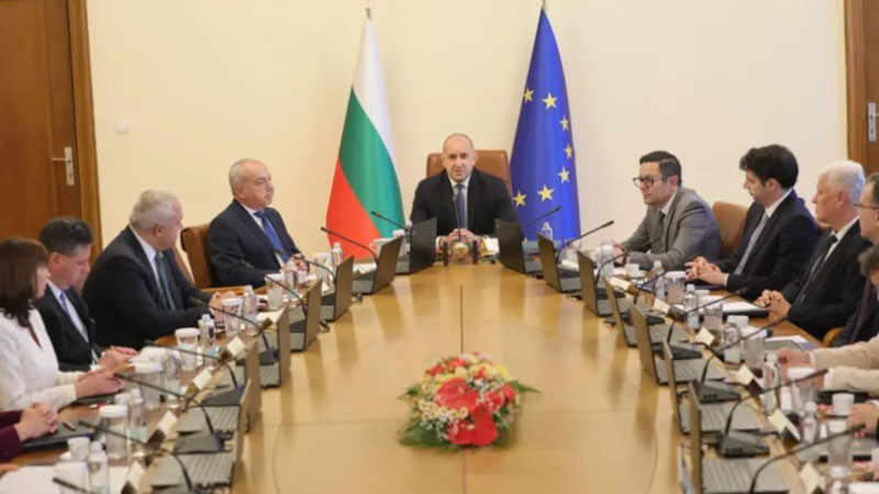 Министерски съвет обсъжда нови радари за армията, таксите във ВУЗ-овете и Закона за потребителите