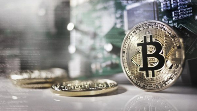 Цената на биткойна падна под 60 000 долара достигайки най