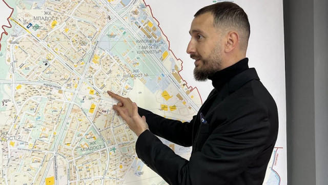 Кметът на район Младост в София Ивайло Кукурин защити проекта за 22