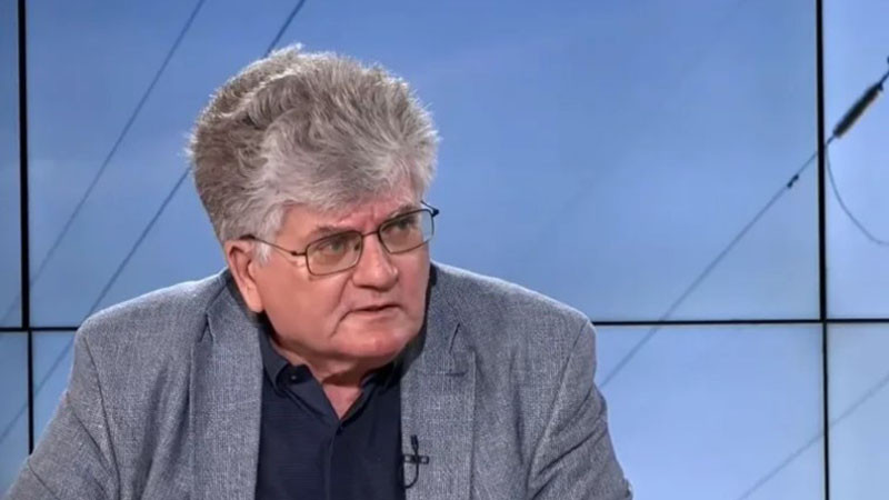 Еленко Божков: КЕВР прави политически капан на кабинета