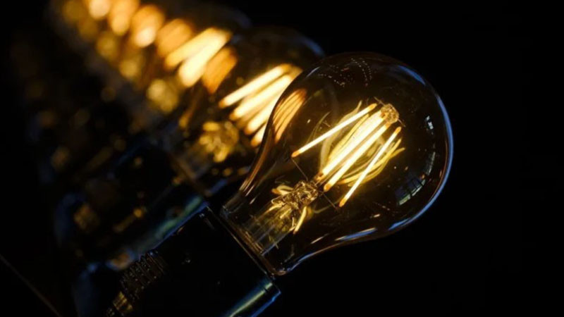 Омбудсманът: Новите цени на тока за бита са необосновано високи