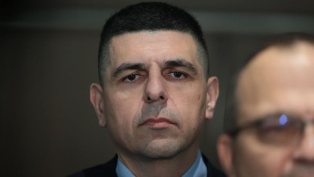 е много ясен и тежък знак за начина на управление