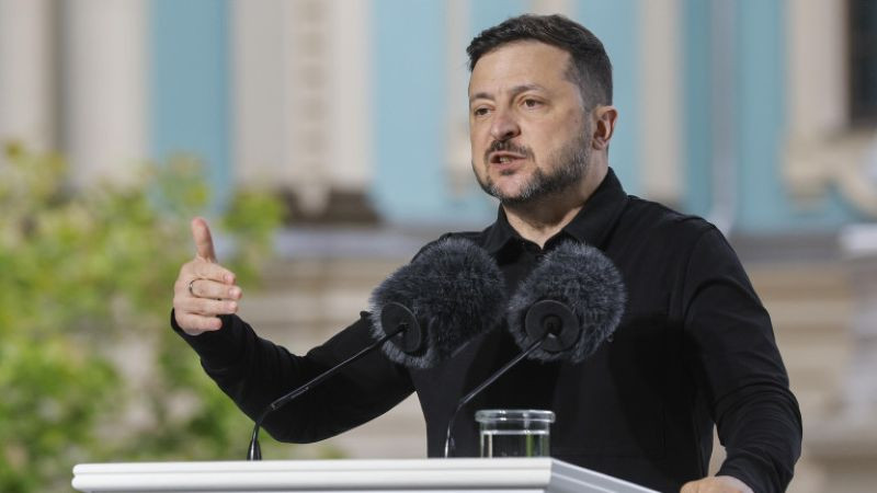 Зеленски очаква юни и юли да са решаващи за Украйна