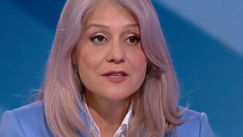 Христо Мутафчиев към шефката на НДК Андрияна Татарова : Абе, моме проста! Кой ти даде поста?
