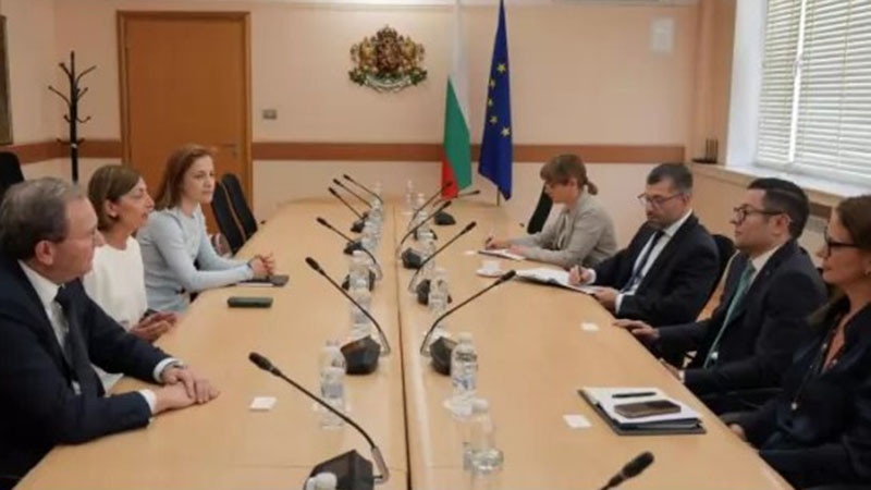 България централизира инвестициите: Ново суперминистерство поема всички стратегически проекти