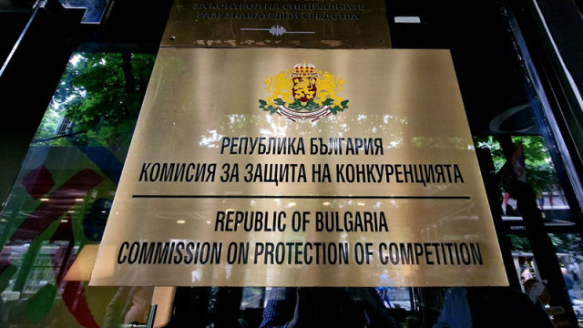 Продуктът се оказал с над 95 немлечни мазнини включително палмово