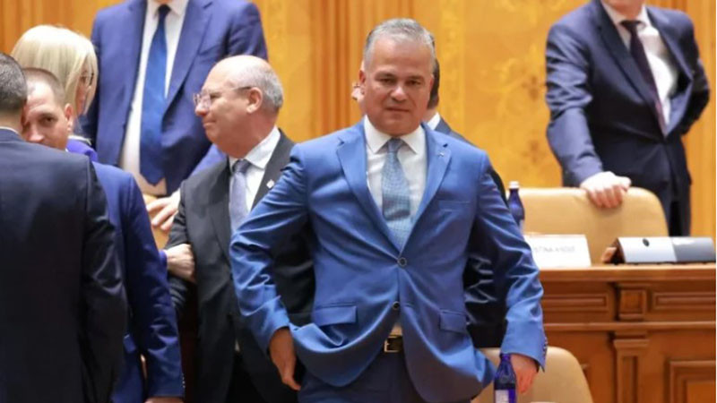 Политическата криза в Румъния продължава