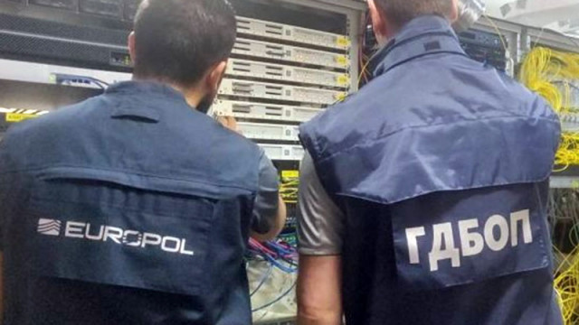 Европейската комисия предложи днес европейската полицейска служба Европол да има