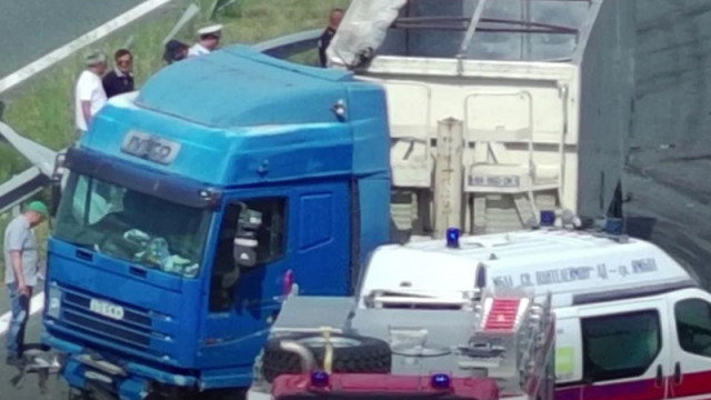 Управлявалият тира който причини катастрофа с три жертви вчера на
