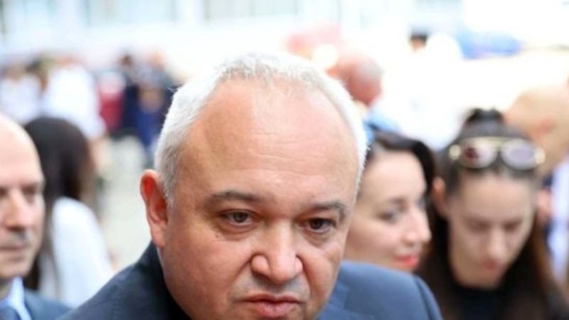 Демерджиев ще закрие "паразитното звено" в МВР: 30 висши служители взимат заплати и не правят нищо!