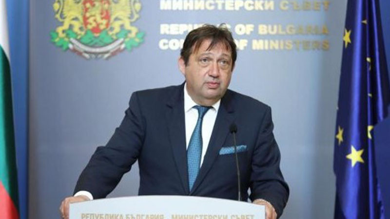 Шишков: Платени са 200 млн.лв. повече за мантинели, готвели една фирма да вземе всички поръчки