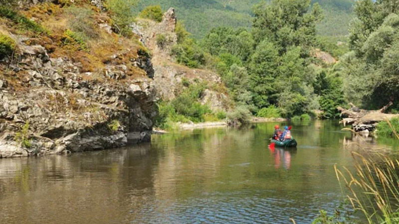 Лодки, дронове и водолази: Няма следа от детето, изчезнало във водите на Струма