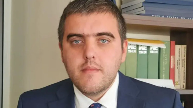 От Фейсбук профила на икономиста Любослав Костов Някои хора остаряват като