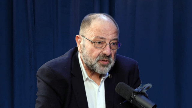 Явор Дачков разговаря с д р Николай Шарков  президент на Световната