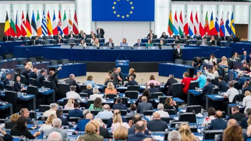 В Страсбург: Европейският парламент от днес започва пленарна сесия