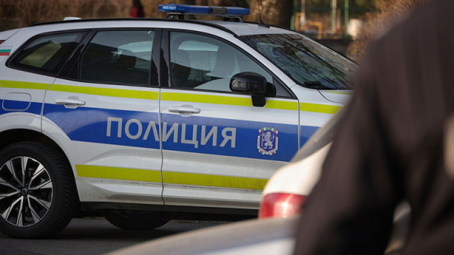 Единайсет мъже на различна възраст са установени и задържани в