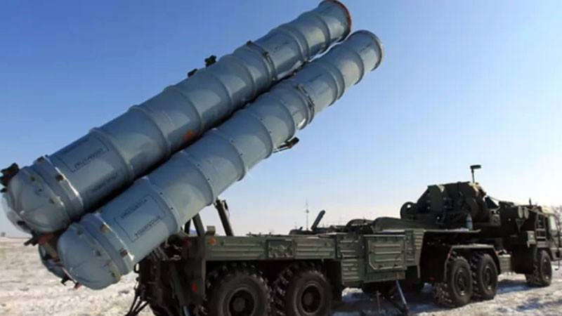 Русия пусна непобедимия S-400 в първа по рода си мисия срещу балистични ракети!