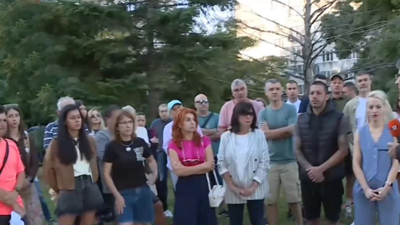 Жители на варненския квартал „Чайка“ протестират срещу строеж между блокове