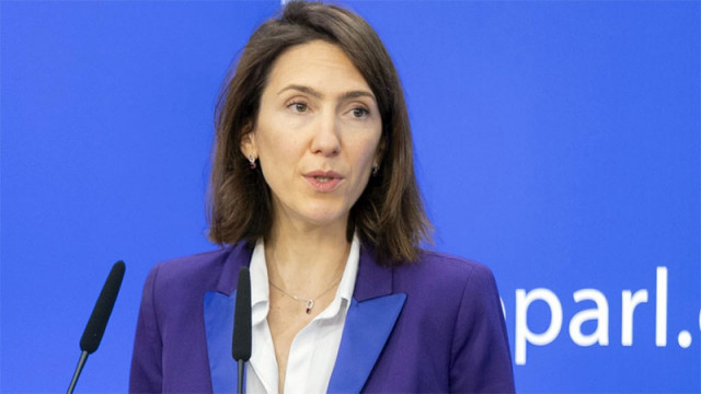Съратничката на Еманюел Макрон негодува че премирът отказа да подкрепяме