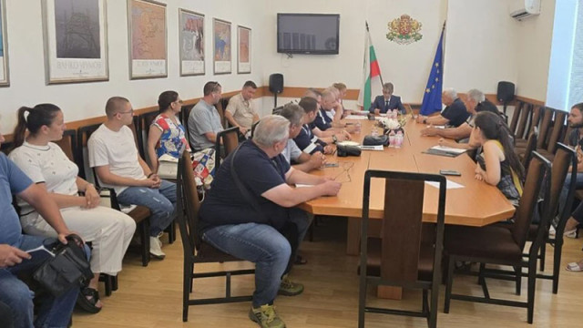 На свое заседание днес водено от зам областния управител Иван