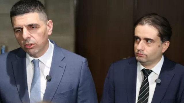 Това което се случва е че идват президентски избори и